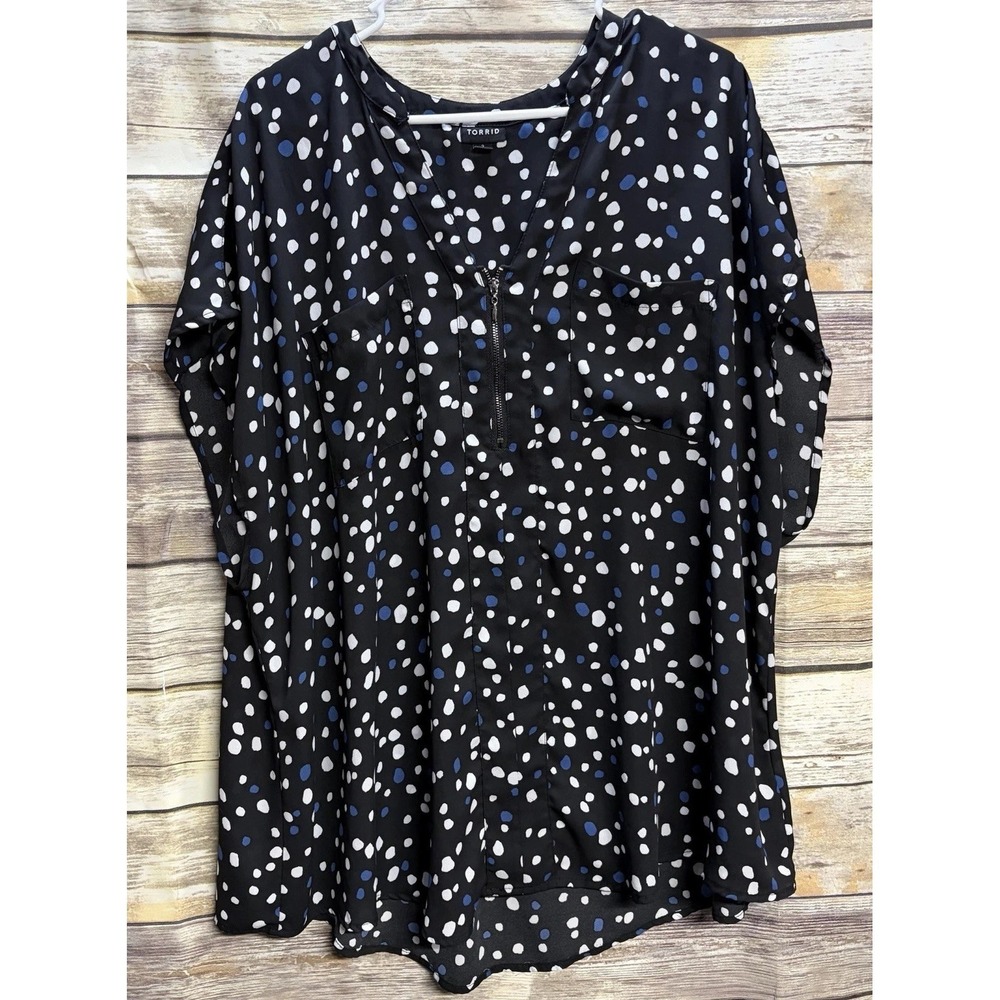 Torrid Women's Plus Size 3 Black‎ Blue White Polka Dot Top Zip Neck Lightweight